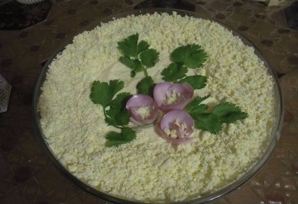 Самые вкусные и простые салаты с грибами и курицей