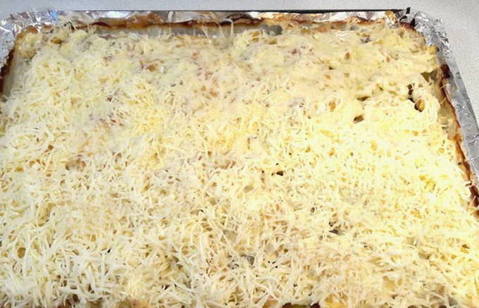 Как приготовить картошку с мясом и грибами в духовке