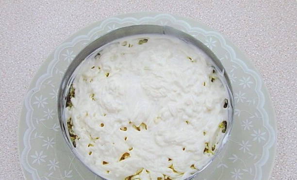 Самые вкусные и простые салаты с грибами и курицей