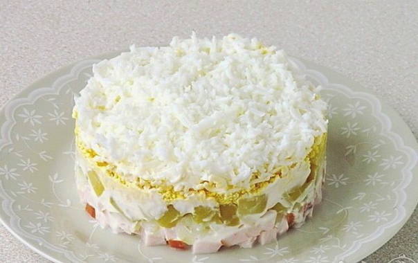 Самые вкусные и простые салаты с грибами и курицей