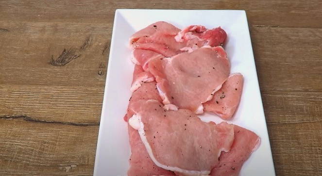 ТОП-10 рецептов мяса по-французски в духовке с картошкой, грибами и сыром