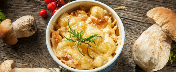 Жульен с грибами и курицей - классический рецепт в духовке со сливками (самый вкусный)