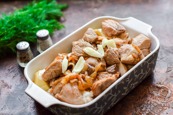 Как вкусно приготовить картошку с мясом и грибами