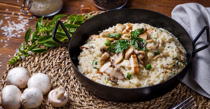 Как вкусно приготовить шампиньоны с рисом