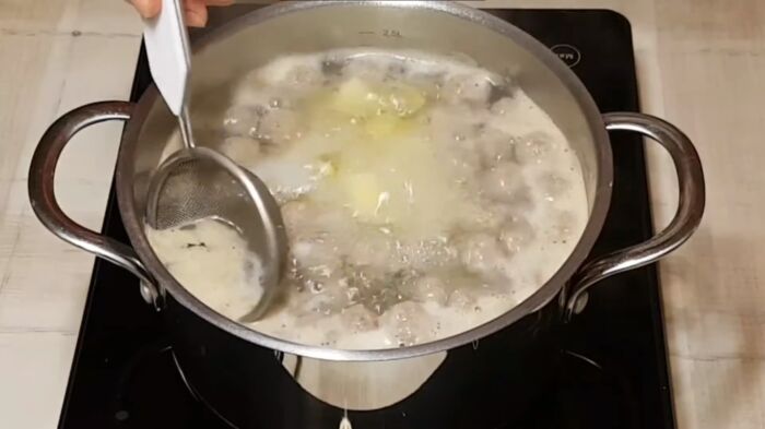 Кипящий бульон