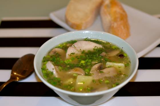 Суп с грибами и курицей