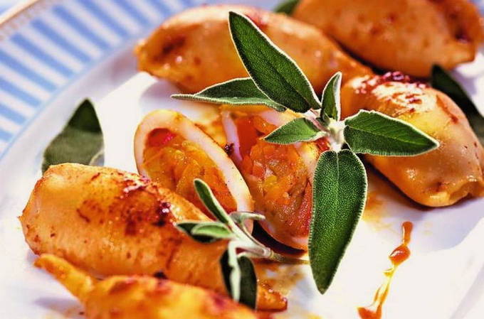 Как приготовить кальмары с грибами