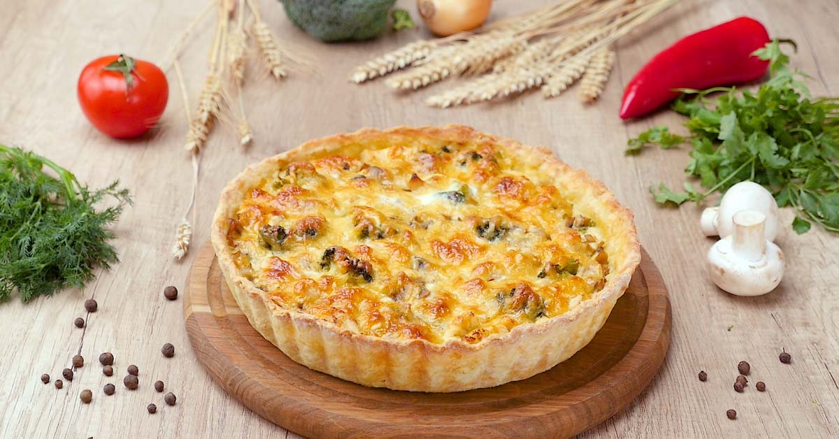 Лоранский пирог с куриным филе, грибами и брокколи, рецепт с фотографиями - Vkuso.ru