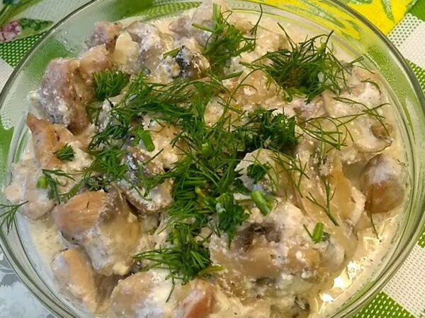 Как вкусно приготовить свинину с грибами в духовке