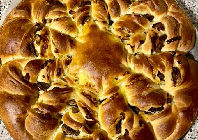 Пирог с сыром и грибами из дрожжевого теста - пошаговый рецепт с фото. Елена Григоренко автор рецептов. - Кухонная плита