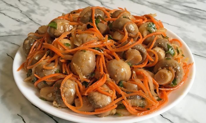 Как вкусно и быстро замариновать шампиньоны по-корейски в домашних условиях