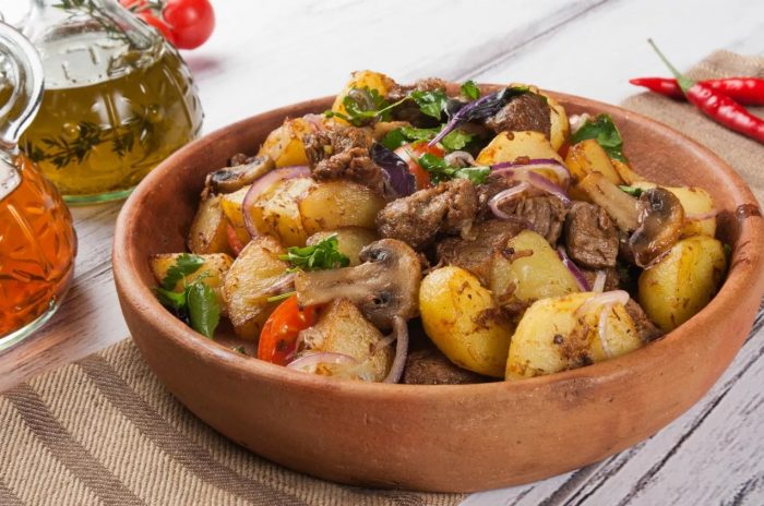 Как вкусно приготовить свинину с грибами