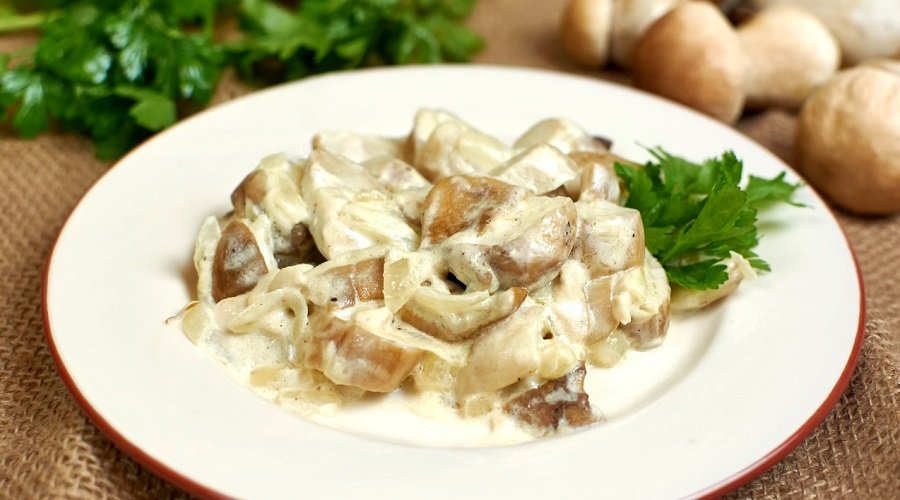Сколько и как жарить белые грибы