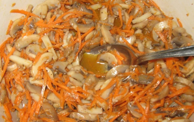 Грибы вешенки по-корейски