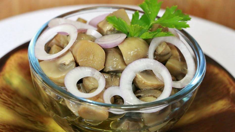 Маринованные грибы