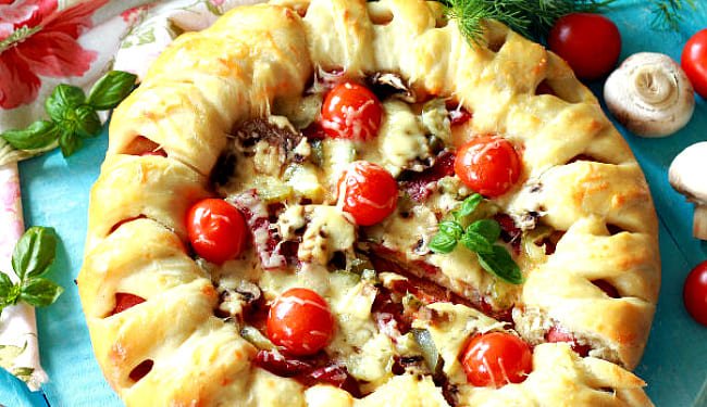 с солёными огурцами