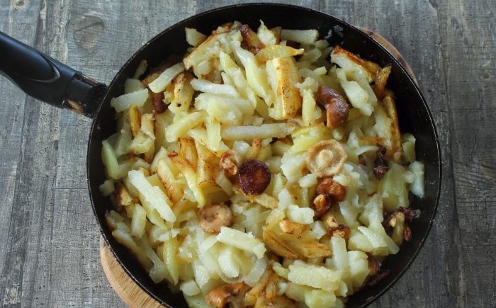 Как приготовить рыжики жареные с картошкой